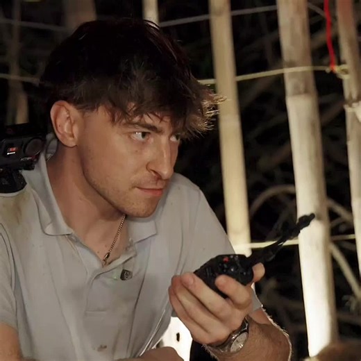 Минуту назад: