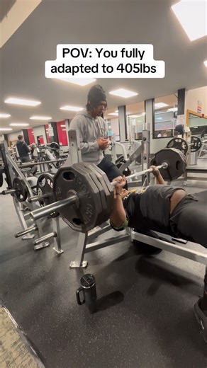Darrin Thomas ✘ on Instagram: "405 is mine. - - - - #gym #motivation #reels #viralreels #explorepage"
