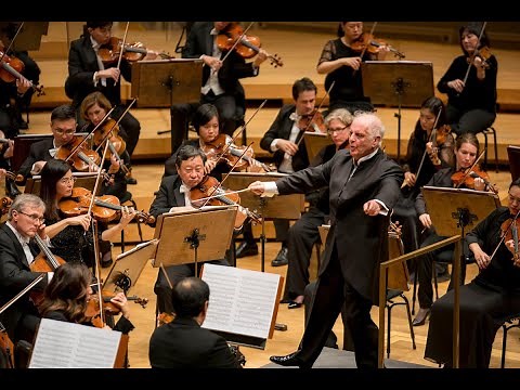 Barenboim Conducts Smetana's Má vlast