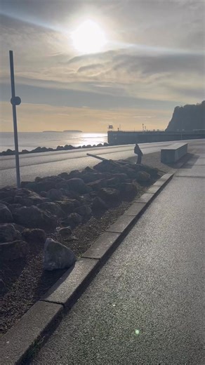 This morning we decided to go for a lovely stroll across Penarth Barrage and over to Cardiff Bay. The sun was shining, and we turned our walk into a little learning adventure — spotting aeroplanes, boats, trains, cars, bikes, and scooters, and keeping our eyes peeled for anything Christmassy along the way. We chatted, we laughed, and we enjoyed the most fantastic, gentle morning together. Feeling very lucky to do this job 💛✨ | Stacy's little Stars