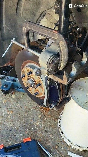 Brake change on 2014 Infinity qx60 #automobile #infinity #qx60