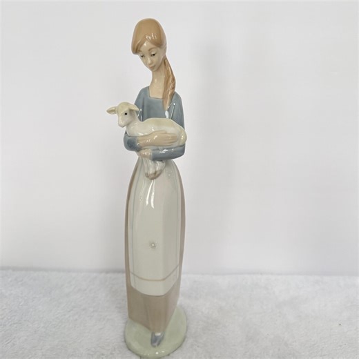 Lladró Girl With Lamb Porcelain Figurine Elegant Luxury Gift Spanish Collectible - Etsy