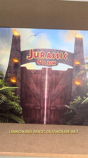 Unboxing the Outhouse Chaos Set from Jurassic Park