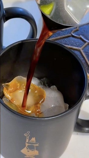 Refreshing Iced Coffee with a Moka Pot ☕🧊 #mokapot #coffee #coffeelover