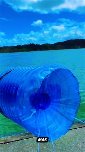 tutorial on making a fish trap from a water gallon #fish