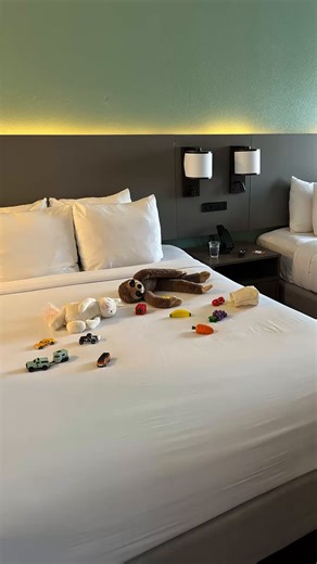 Even the stuffies are ready for a weekend getaway at a Comfort Inn. Pack up the family and find room for everyone. Where are you headed first? | Choice Hotels