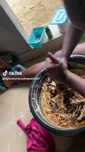 Top Cake Vendor in Port Harcourt for Creamy Delights