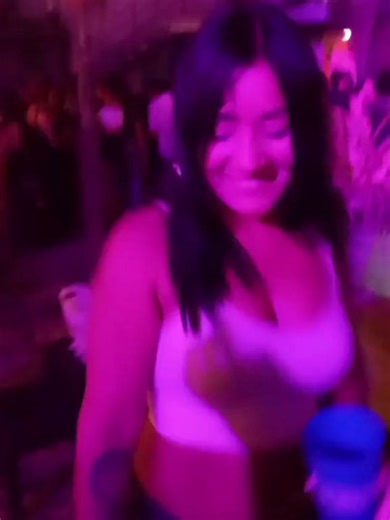 En una discoteca la consola no descansa. Son 6 u 8 horas seguidas... la maña de esta consola de 7 canales es que es una guerrera de metal. #cuerpodemetal #señalestable