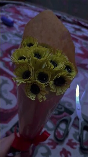 DIY ART AND CRAFT SUNFLOWER BOUQUET WANT TUTORIAL BEATIFUL IDEA FOR BIRTHDAY GIFT #sunflowerbouquet