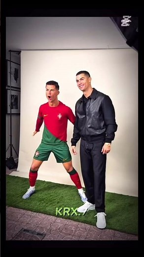 “Cristiano Ronaldo Statue – A Legend Immortalized 🏆”