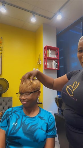 I had so much fun creating this custom topper and color for her She was a client of mine in Tampa and she’s been trying to get to me for quite sometime | Beauty By Blossom