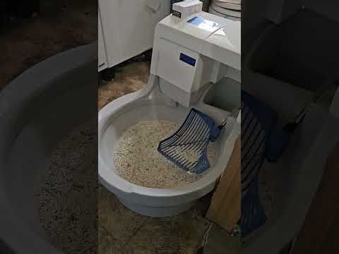 Cat genie WHOOSH full length cleaning cycle 9.5 minutes