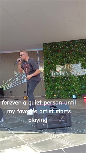 @Brandon Eloff #favoritesinger #brandoneloff
