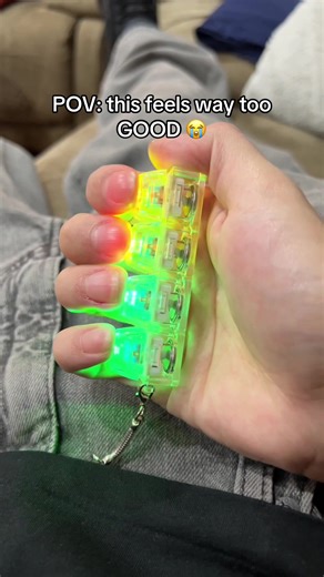 I can't stop clicking it now 😩 #satisfying #asmr #relaxing #keyboard #gadget