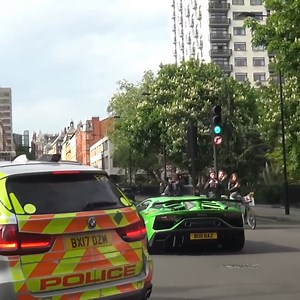 ANGRY Woman shouts at Police during car meet! | Lovecars