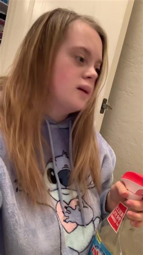 jessRachel (@jessnesbit)’s videos with original sound - Laughs and giggles