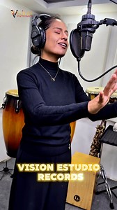 🎙️ Carolina Puruncajas sesión de voz en Vision Estudio Records Proyecto: #vyckow 🎵Musica: Corazón❤️ #visionestudiorecords #PopAndino #produccionmusical #carolinapuruncajas #productoramusical #alexcordova | Vision Estudio Records