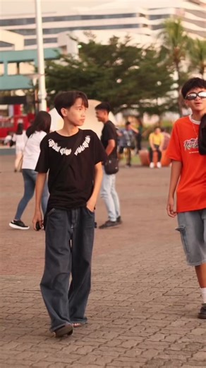 Guess the Rapper Part 2: Memes in Public