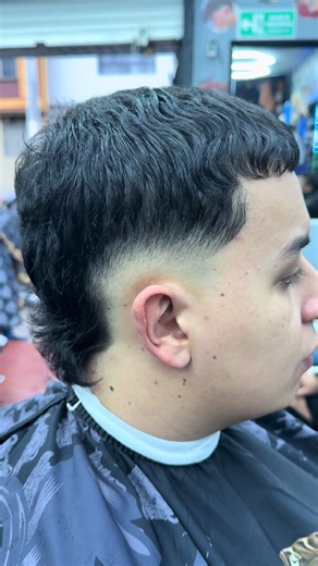 #LIVEIncentiveProgram #chatoBarbershop @chino barber💈💈💈 @Emil david Mayabiro perez @dany_barber02 @barber tito @Simpson