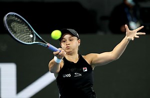 Adelaide International 2022 results: Ashleigh Barty vs Iga Swiatek scores, winner and recap