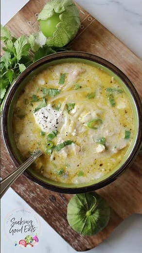 Easy Slow Cooker Green Enchilada Chicken Soup