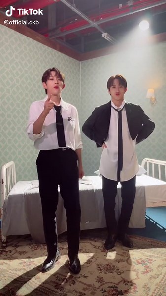 DKB Autumn Challenge: Enjoy the Daily Killing Part 🍂