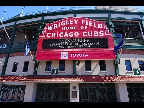Wrigley Field Tour 2023
