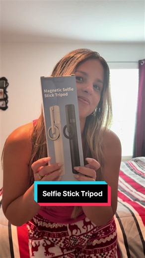 Más que feliz con este tripode para iPhone que hace rato estaba esperando y ya lo tengo !!!! Si vas a empezar a hacer tus videitos te lo recomiendo demasiado , te facilita un monton el trabajo !!! #selfiestick #tripod #iphone #android #magnetic