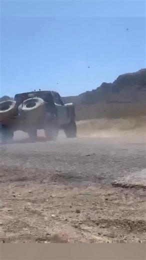 BJ Baldwin on Instagram: "It was either this or Mariah Carey for my re-entry exercise. How’d I do?👇🏻😂"