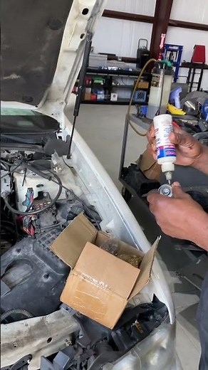 how to install new hydraulic lifters. We replaced old hydraulic lifters. #autobody #automobile #car
