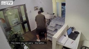 Zlatan piège un livreur dans une caméra cachée