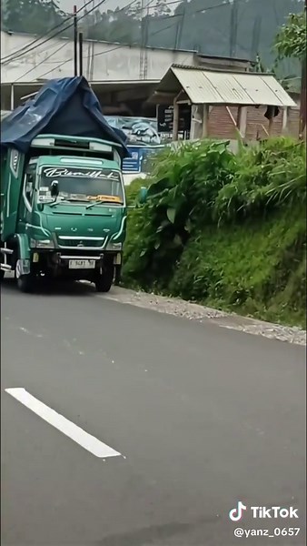 Trek Batur: Day 1 Video Adventure