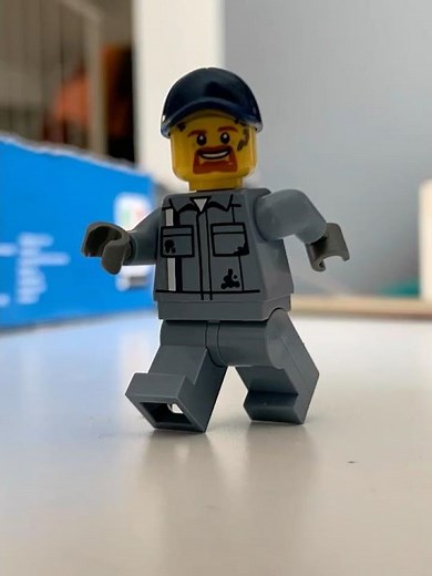 LEGO Flashdance! 💃 The Funniest Minifigure Dance Ever!