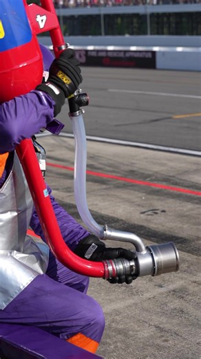 Fueling up in just over ten seconds 🥵#NASCAR #racing #fuel #go | Joe Gibbs Racing