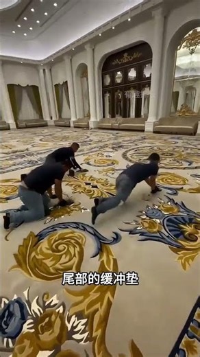 Master Carpentry: Install Carpet Like a Pro with a Knee Lift Technique