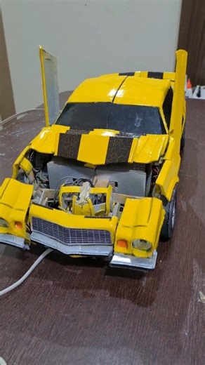 3.3M views · 79K reactions | Bumblebee Transformers homemade #transformers #TransformersToys #arduino | Dr Carros de Papel | Facebook
