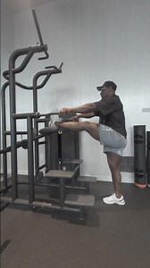 Straight-Leg Pressdown (Assisted Pull-Up/Dip Station)