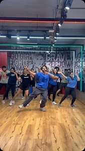 849K views · 10K reactions | Share This Video With Your Hone Wali Radha ❤️ Bollytwist family from @component_fitness_malviyanagar ✅ Every Saturday at 7pm ✅ #radhaonthedancefloorradhalikestoparty #bollytwist #dancefitness #oldbollywoodsongs #trandingsong #trandingreel #easysteps #dancechoreography #zumbaclass #componentfitnessgym #malviyanagar | Shivam Singh - Squado | Facebook
