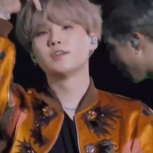 BTS "Baepsae and Dope " It's always a special stage >Purple
