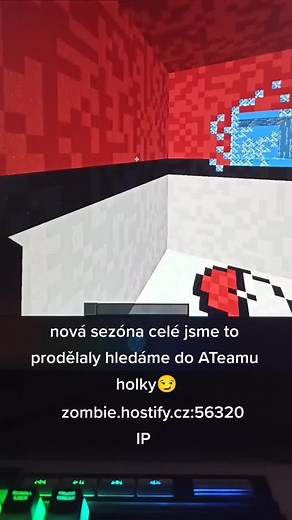 Exploring Minecraft-Like Virtual Environments in Gameplay