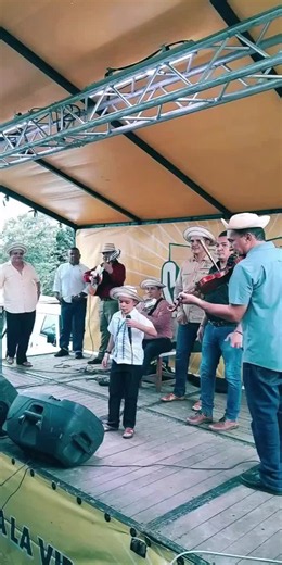 Momentos destacados del LIVE — Avance y escenas en vivo