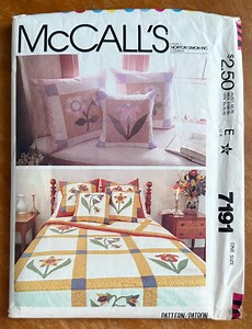 80s Floral Patchwork Quilt and Pillow Covers Sewing Pattern - Mccall's 7191 FF - Etsy