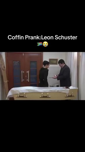 Coffin Prank: Leon Schuster 🇿🇦😭
