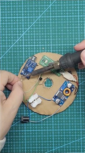 Clap-Controlled Night Lamp | DIY Electronics from Recycled Parts