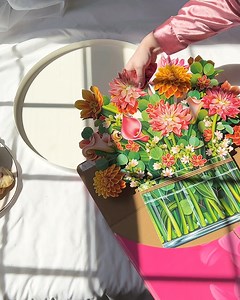 272 reactions · 17 shares | Give a gift that lasts longer than flowers. Choose from a wide selection of pop-up paper flower bouquets. | Freshcut Paper | Facebook