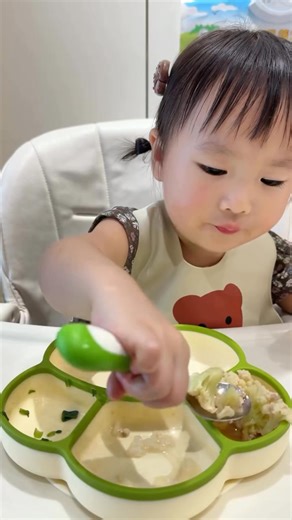 Human baby's immersive eating mealtime #Tiana #mukbang #baby #babylove #babygirl #cute #cutebaby #babyfood #babyeating | Nomnom Tiana