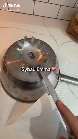 Sybau Emma: Embracing Authentic Connections