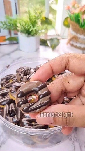 2M views · 19K reactions | Donat mini cookies #resepkuekering #kuekeringlebaran #donatmini #food #fblifestyle | Fani's Delight | Facebook