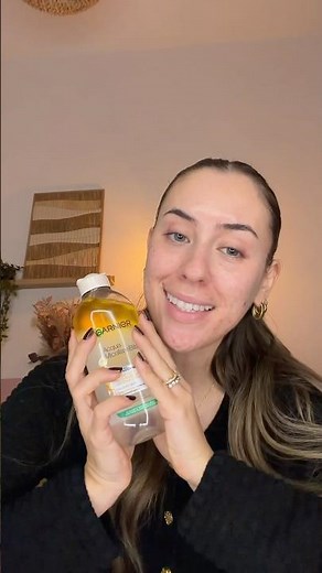 I remove my makeup with @GARNIERit micellar water 💛 #garnier #quelladigarnier #adv #lorealitaliat...