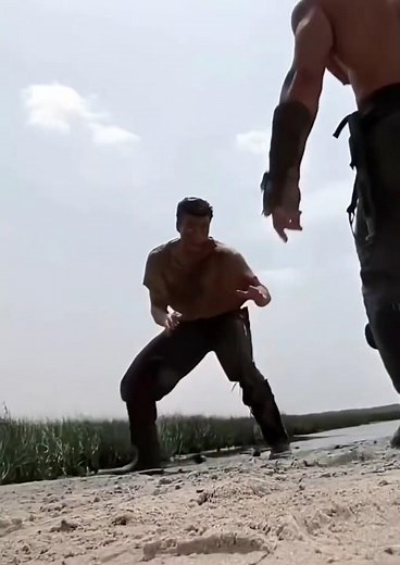 Cyborg (1989) Jean Claude Van Damme
